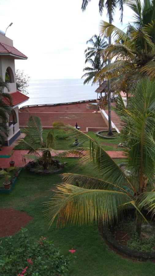 Seashore Beach Resort Varkala Eksteriør bilde