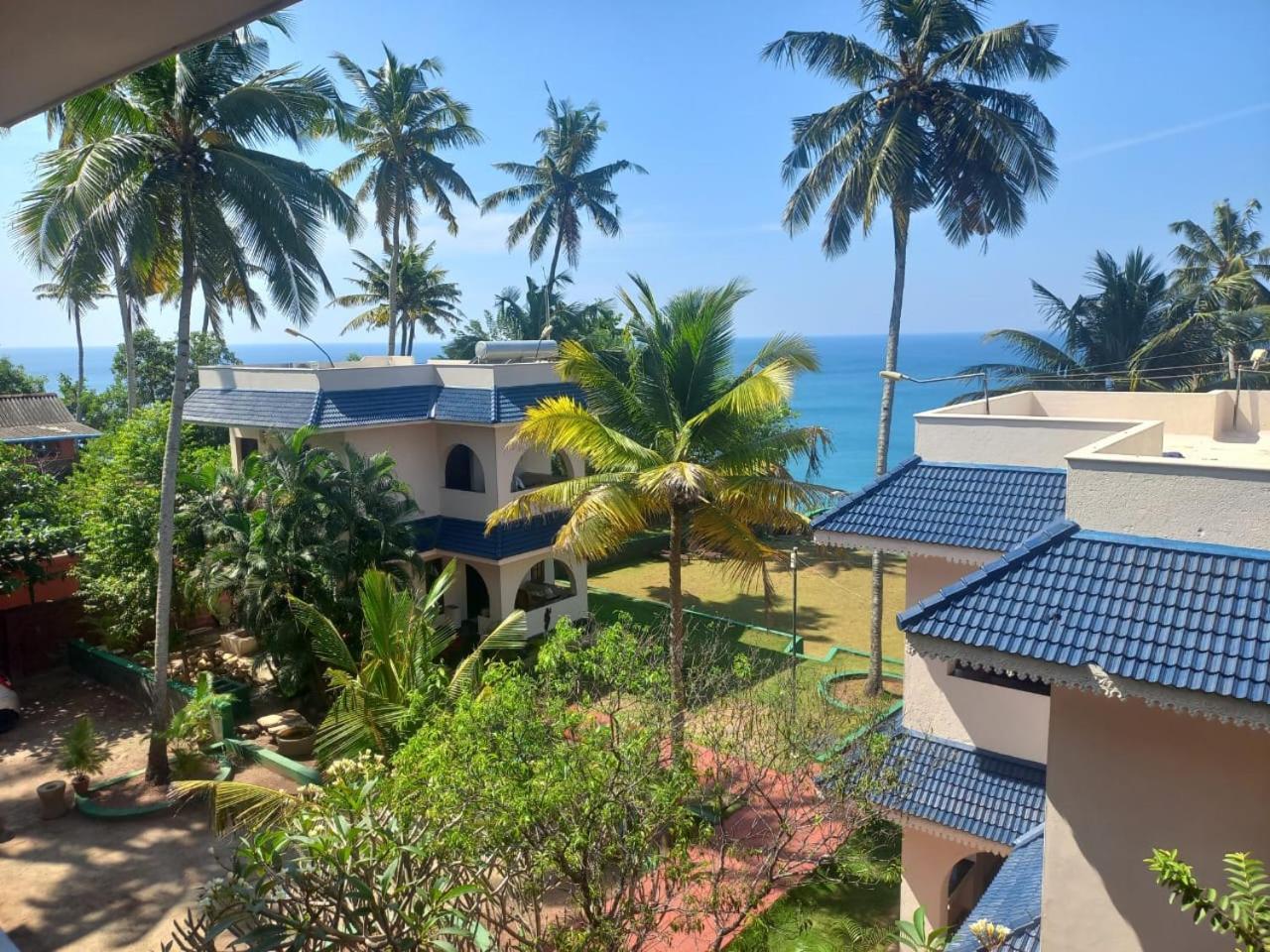 Seashore Beach Resort Varkala Eksteriør bilde